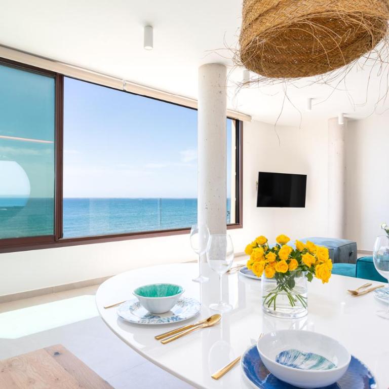 Higueron Rental Beach Club Suites - Managed by Higuerón Resort - Two-Bedroom Suite - 4