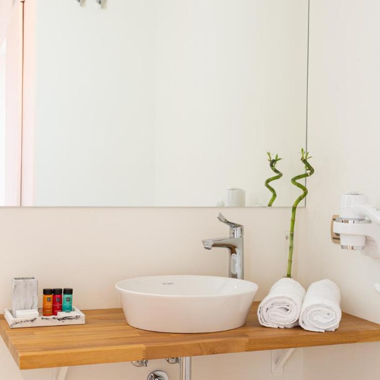 Higueron Rental Beach Club Suites - Managed by Higuerón Resort - One-Bedroom Apartment - 15