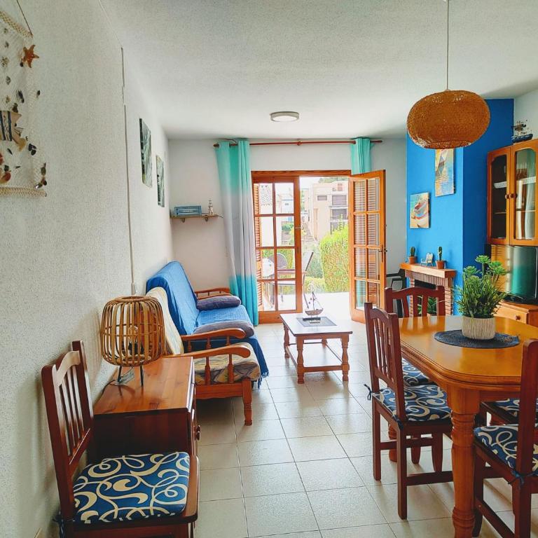 Adosado con piscina, aire acondicionado, parking y pista de tenis - Apartment mit 2 Schlafzimmern - 3