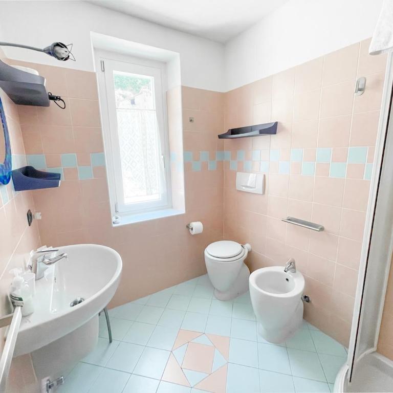 BLUE HOUSE by Design Studio - Camera Familiare con Vista Montagna - 21