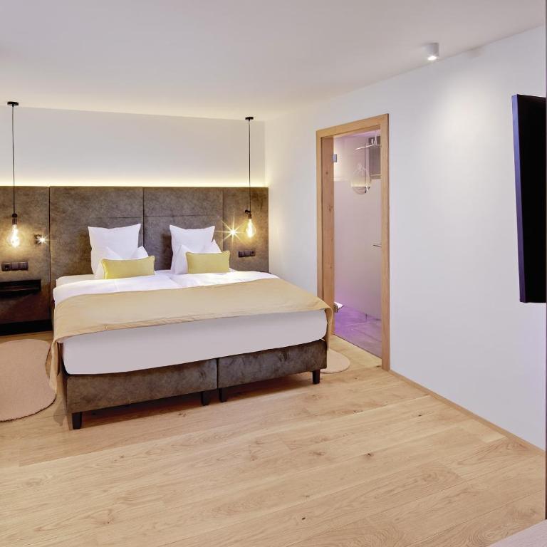 Active Nature Resort DAS SeeMOUNT - Comfort Suite mit Balkon und Bergblick - 2