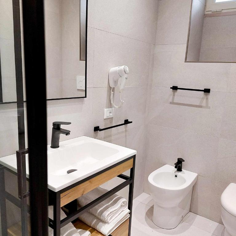 Lo Spioncino Apartments - Monolocale Deluxe - 10