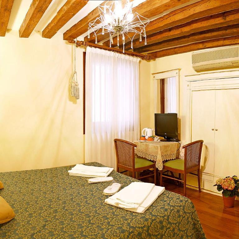 Hotel San Luca Venezia - Camera Matrimoniale Piccola - Dependance - 1