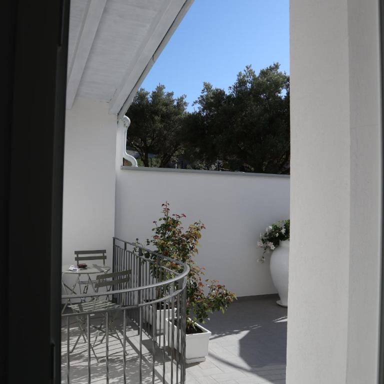 Il Fiore Bianco - Camera Matrimoniale con Bagno Privato - 1