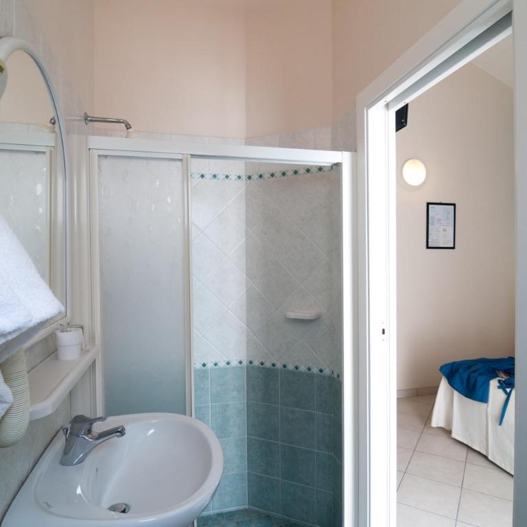 Hotel La Residenza - Double or Twin Room with Terrace - 2