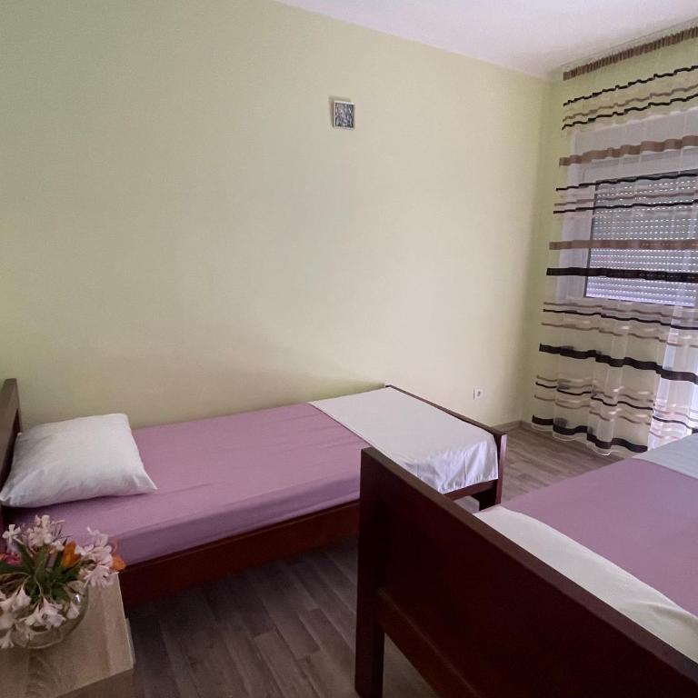 Apartmani Sunce - Three-Bedroom Apartment - 4