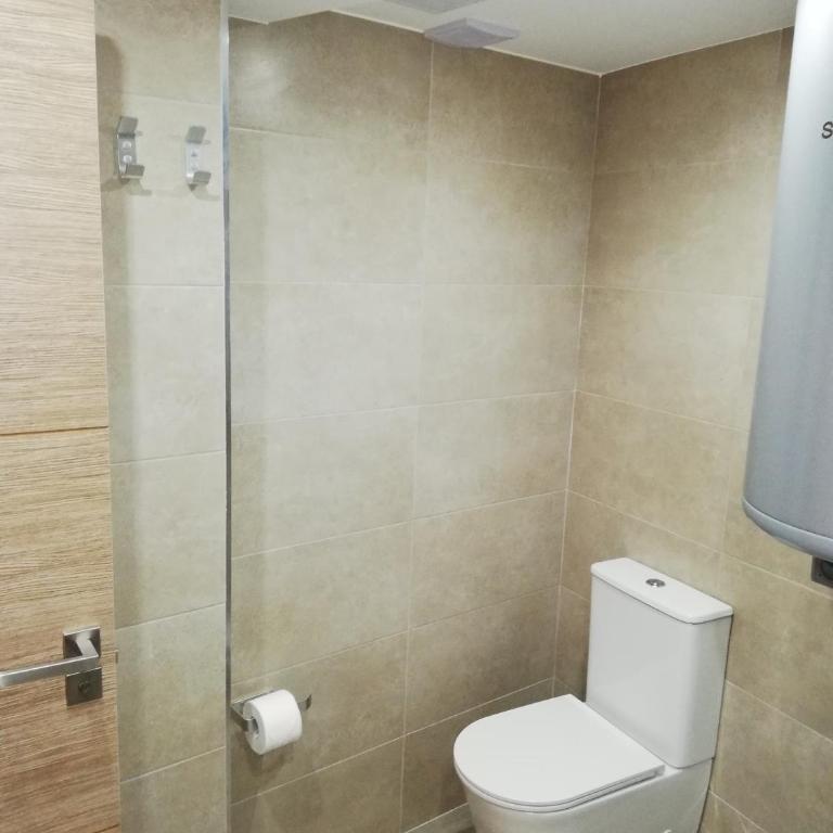 APARTAMENTO VACACIONAL 1 - Three-Bedroom Apartment - 45
