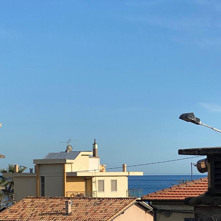 Casa Enza: appartamento a un passo dal mare. - Appartement 2 Chambres - 20