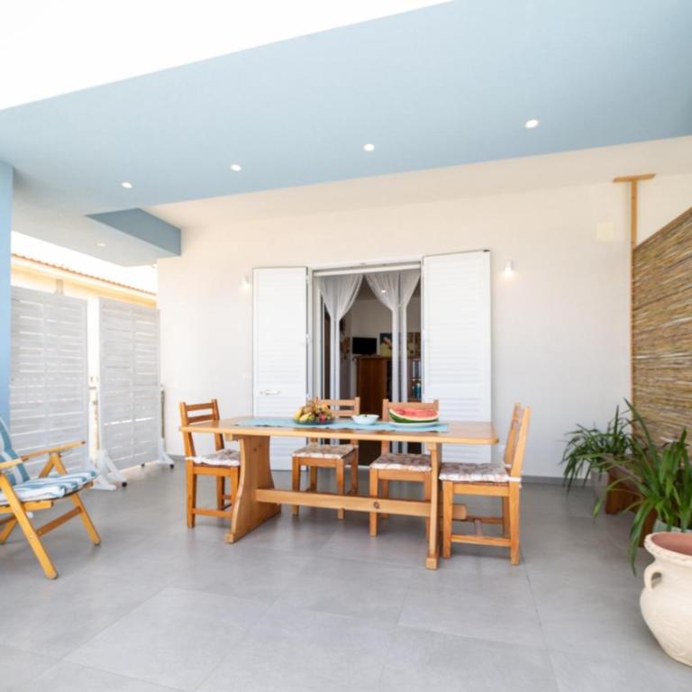 CasaAntonietta - Appartamento con Vista Mare - 11