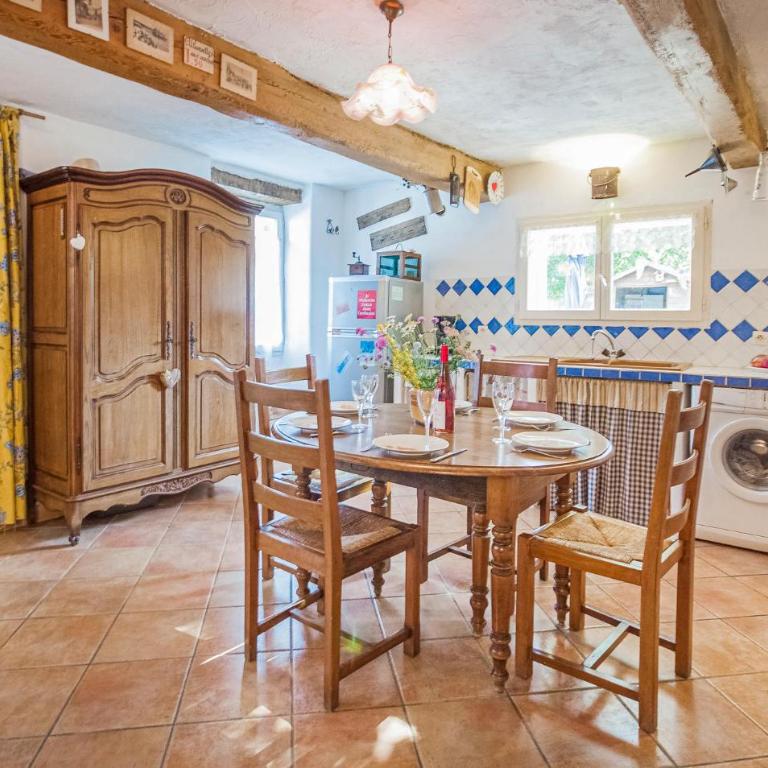 Belle Maison De 3 Chambres À Andon - Maison de Vacances 3 Chambres - 12