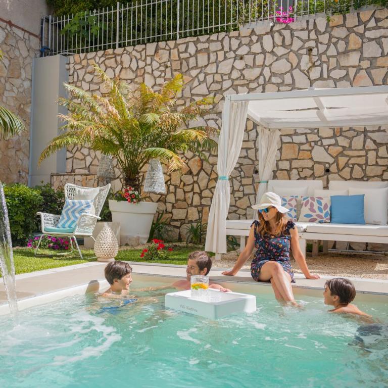 Villa Mastrissa Taormina - Appartamento Luxury con 3 Camere da Letto e Vasca idromassaggio - 3
