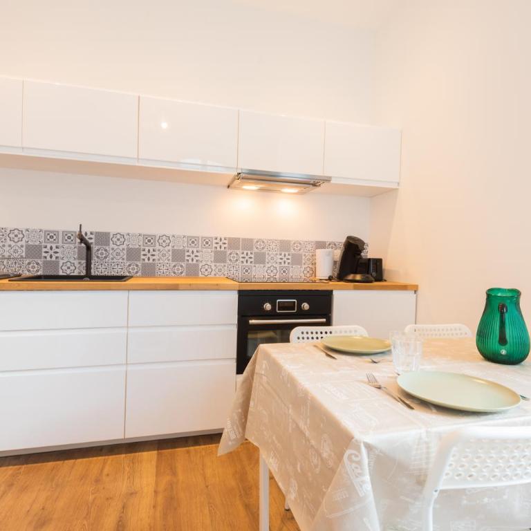 Appartements centre-ville - Wifi - Cuisine tout équipée - Lave-linge - Appartement avec Balcon - 9