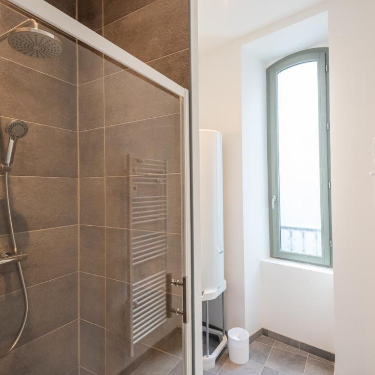 Appartements centre-ville - Wifi - Cuisine tout équipée - Lave-linge - Appartement avec Balcon - 2