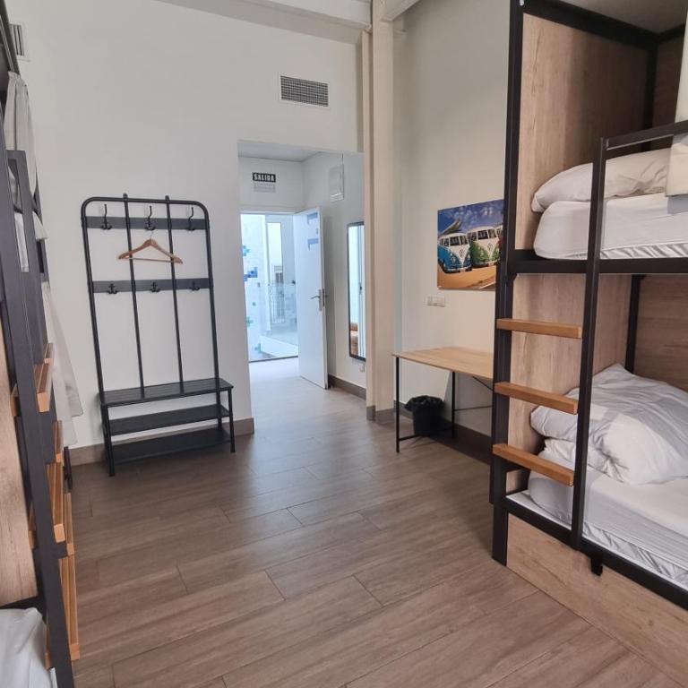 Nut Hostel - Bed in 6-Bed Female Dormitory Room - 1