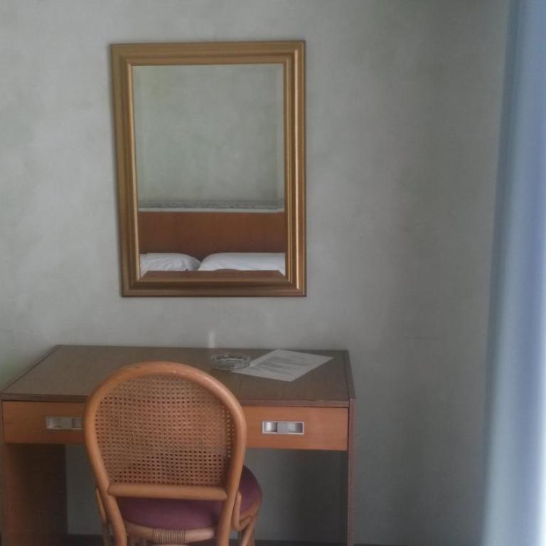 Hotel Mirabello - Camera Matrimoniale/Doppia con Letti Singoli con Vista Lago. - 2