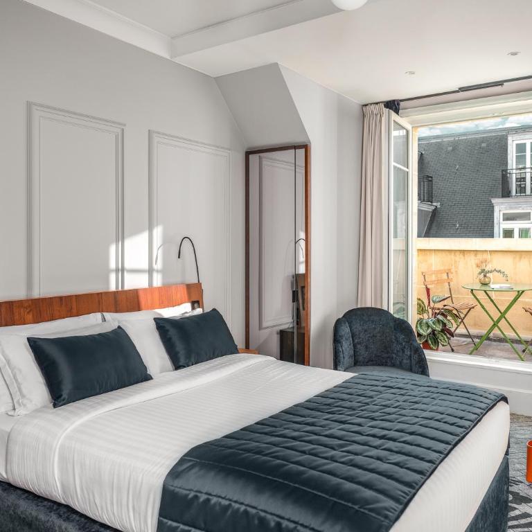 M Social Hotel Paris - Chambre Signature avec 1 Lit Queen-Size et Balcon - 1