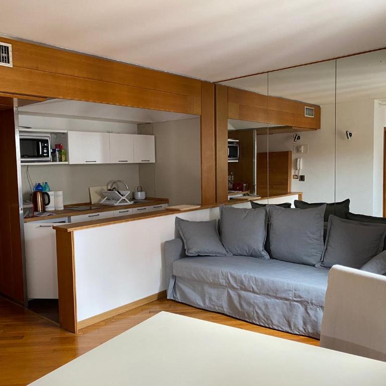 Anzolo Palace - Rooms & Apartments - Monolocale con Vista Canale - Edificio Separato - 6