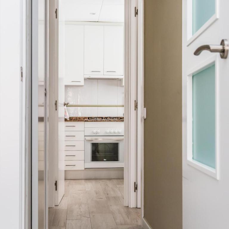 Opening Doors Gràcia - Two-Bedroom Apartment - 13