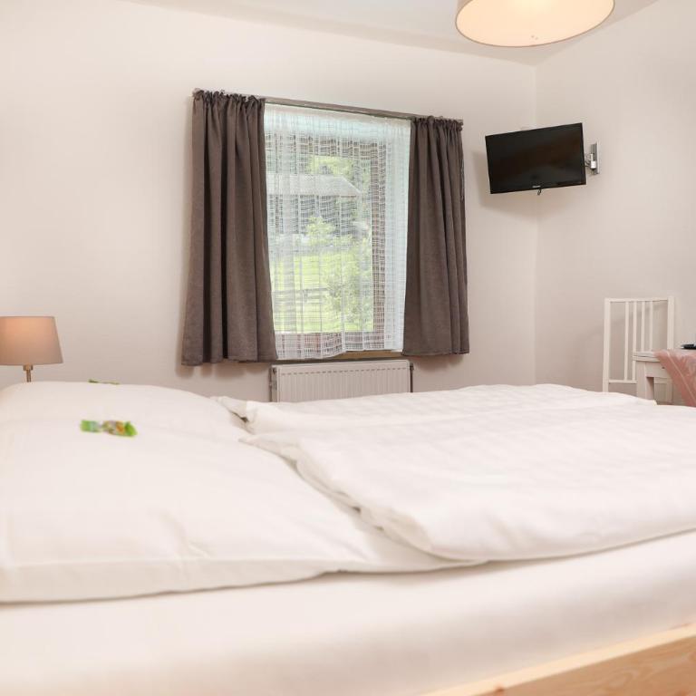 Hotel Garni Post - Standard Doppelzimmer mit Dusche - 6