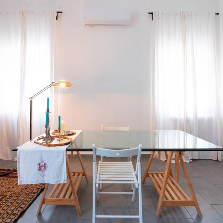 Casa in centro con terrazzo - Appartamento con 2 Camere da Letto - 5
