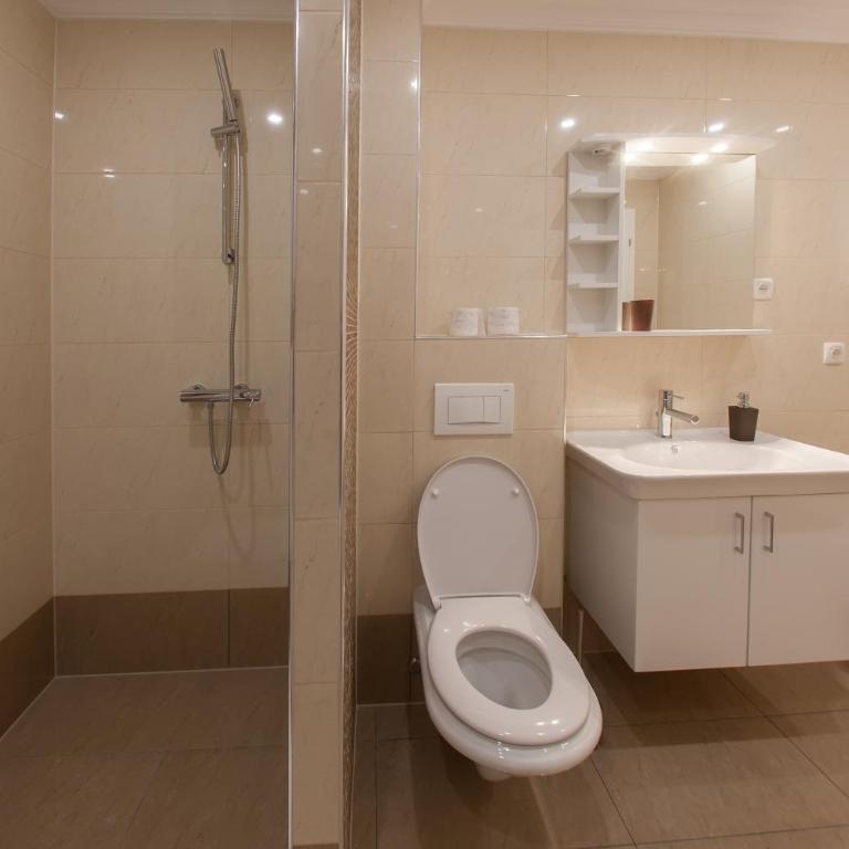 Buna Spring Apartments - Apartment with Terrace - 9