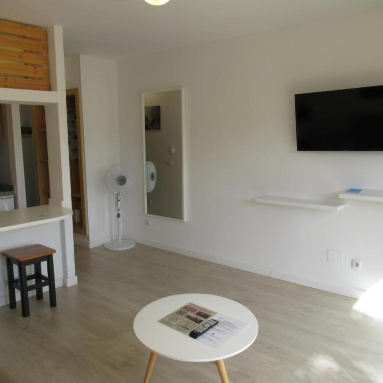 Garden Relax Apartments, by Comfortable Luxury - Apartment with Garden View - 15