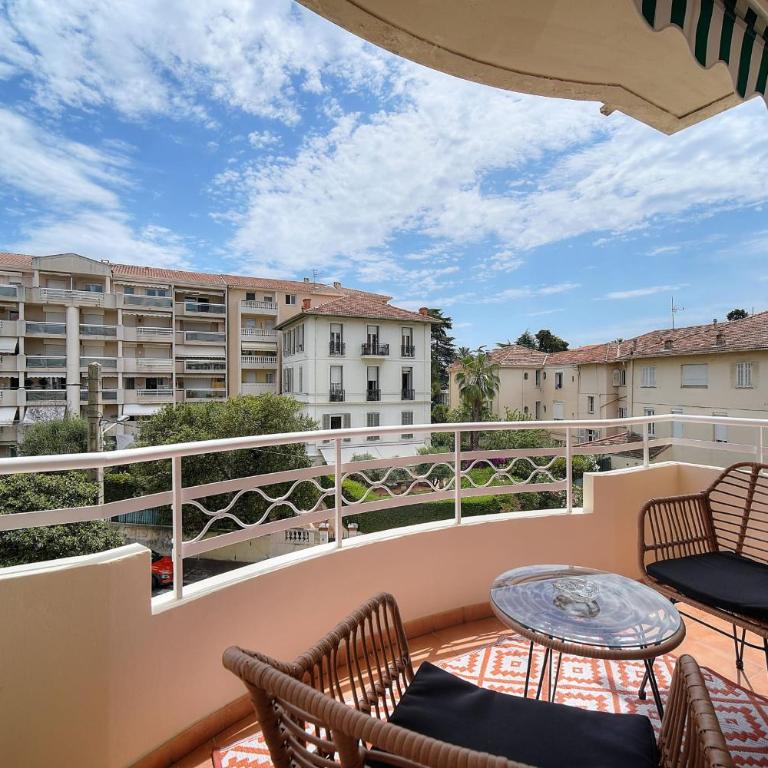 Upstays Terrace 80m Apartment Carnot - Appartement - 1
