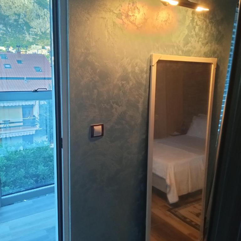 Apartments with sea view in Prcanj - Studio - 18