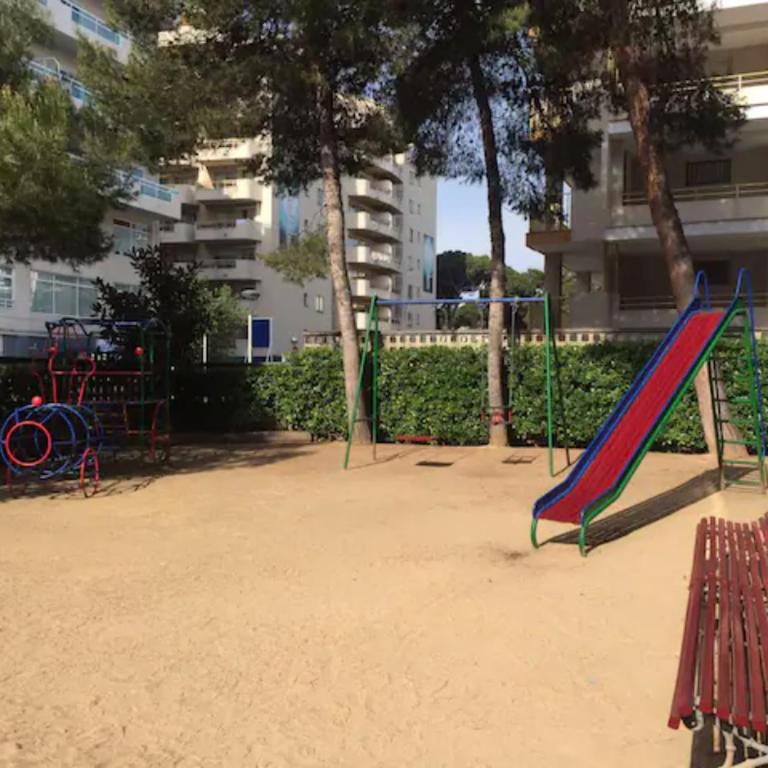 Apartamento centrico y con piscina a 5 min. playa - One-Bedroom Apartment - 3