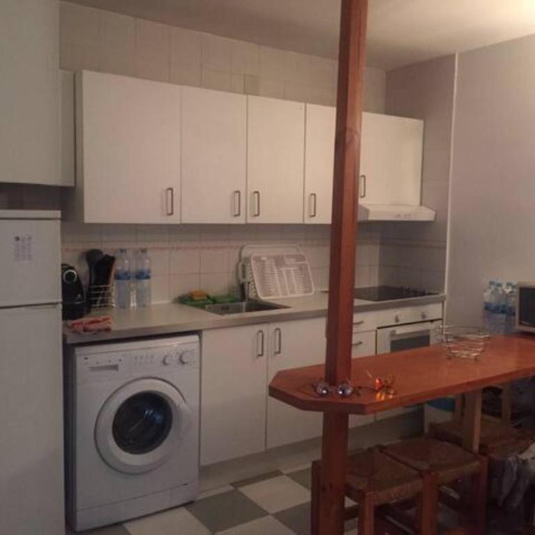 Apartamento centrico y con piscina a 5 min. playa - One-Bedroom Apartment - 6