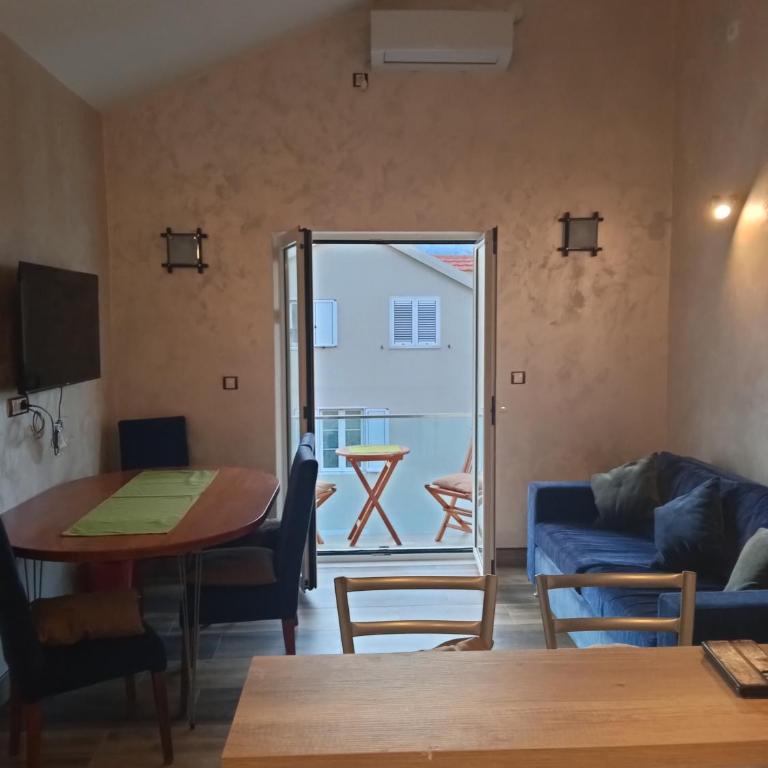 Apartments with sea view in Prcanj - Two-Bedroom Apartment - 32