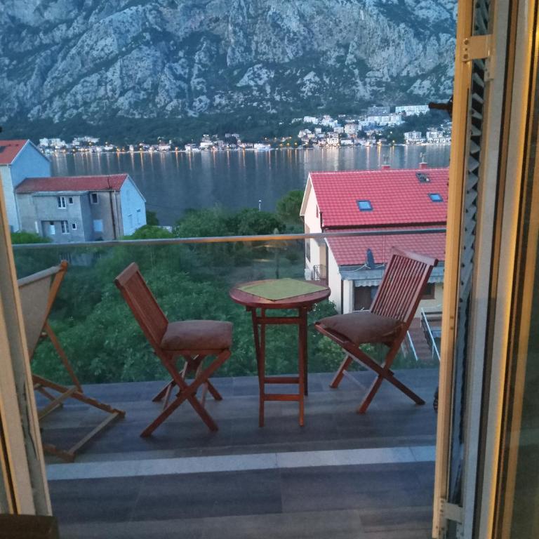 Apartments with sea view in Prcanj - Duplex Studio - 26