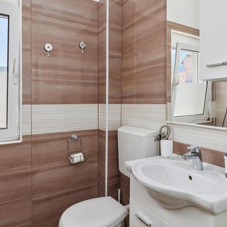 Apartment Plagenti with Sea View - Apartman s 1 Spavaćom Sobom, Balkonom i Pogledom na More - 19