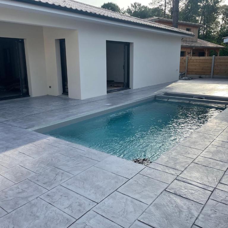 MAISON moderne avec piscine chauffée - Haus mit 3 Schlafzimmern - 7
