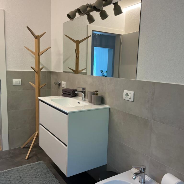 M&M Apartment - Appartamento con 2 Camere da Letto - 23