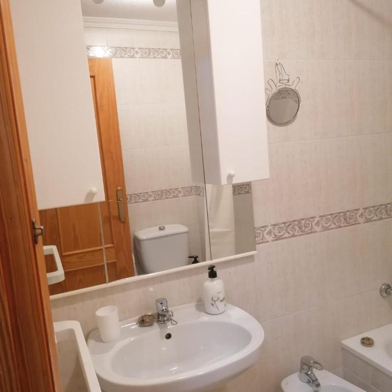 Schöne Ferienwohnung in Playa del Cura - Apartamento con balcón - 12