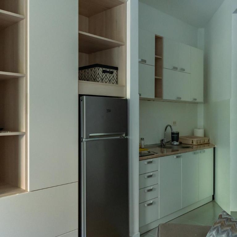 Studio apartment Sunrise Rafailovici - Studio Apartman - 11