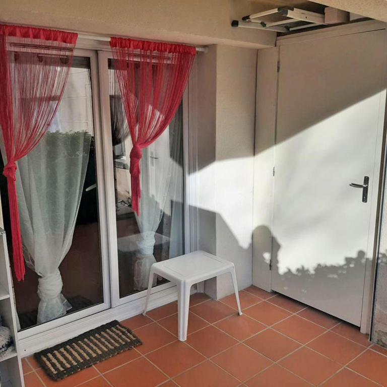 Au doux refuge, charmant T2 bis, parking gratuit, proche thermes, 6 personnes - Appartement 2 Chambres - 8