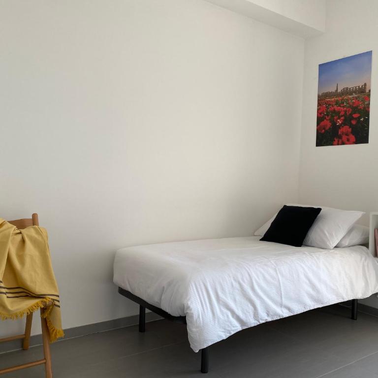 Casa Rogos - Single Room with Private Bathroom - 4