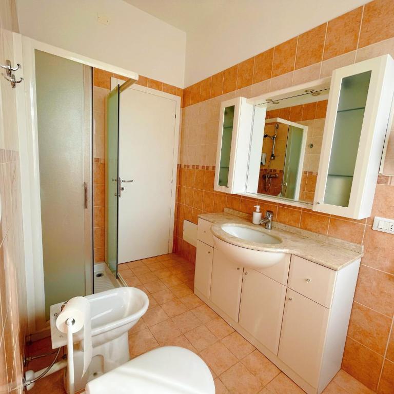 Confortini Rooms SUNDAY - Double Room with Private External Bathroom - 5