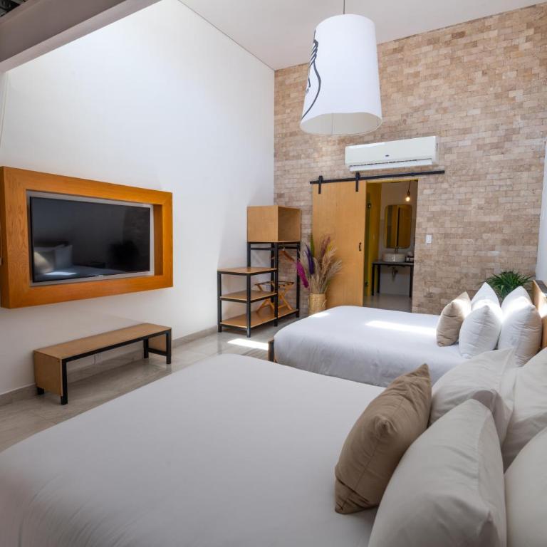 Mayan Monkey Los Cabos - Social Hotel - Habitación Doble Superior con 2 camas grandes - 3
