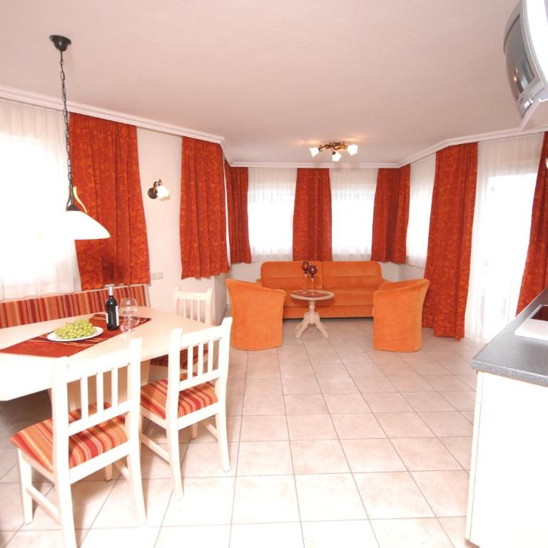 Ferienhof Pfefferbauer - Apartment mit 2 Schlafzimmern und Balkon - 1