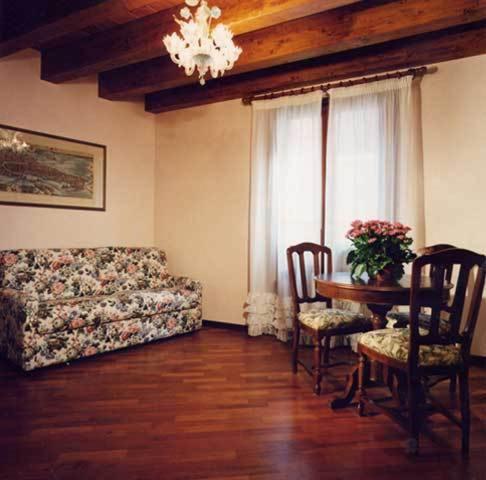 Hotel Piccola Fenice - Camera Familiare - 11