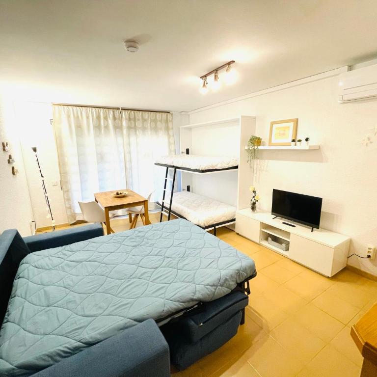 Estudio familiar con piscina en Playa Levante - Apartment mit Balkon - 14