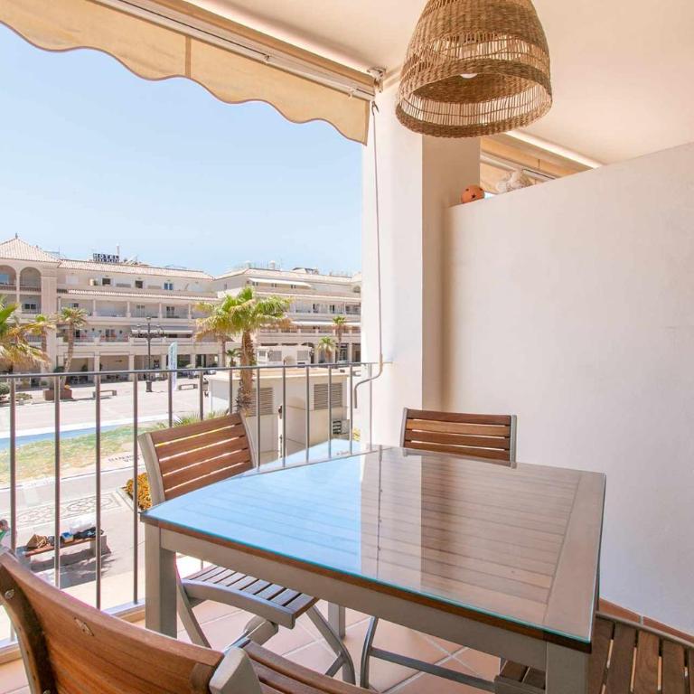Moderno y céntrico apartamento en Plaza de España - Apartamento de 2 dormitorios - 22