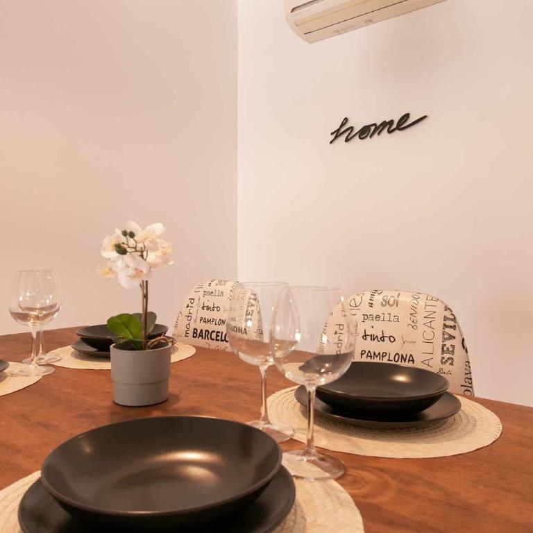 Moderno y céntrico apartamento en Plaza de España - Apartamento de 2 dormitorios - 17