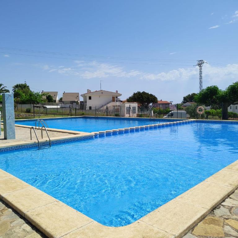 Adosado con piscina, aire acondicionado, parking y pista de tenis - Apartment mit 2 Schlafzimmern - 2