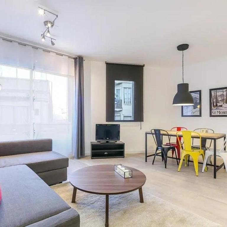51SAM1021 - Modern apartment near Montjuic - Two-Bedroom Apartment - 5