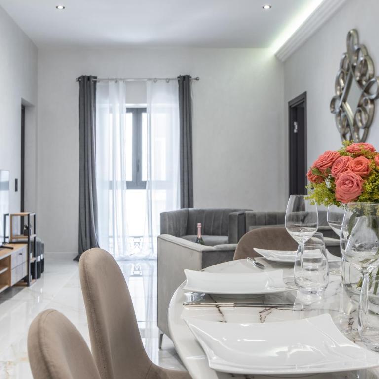 Résidence Topaze - Central - Luxurious - 50m Croisette Palais - LRA CANNES - SAPHIR - Three-Bedroom Apartment - 13