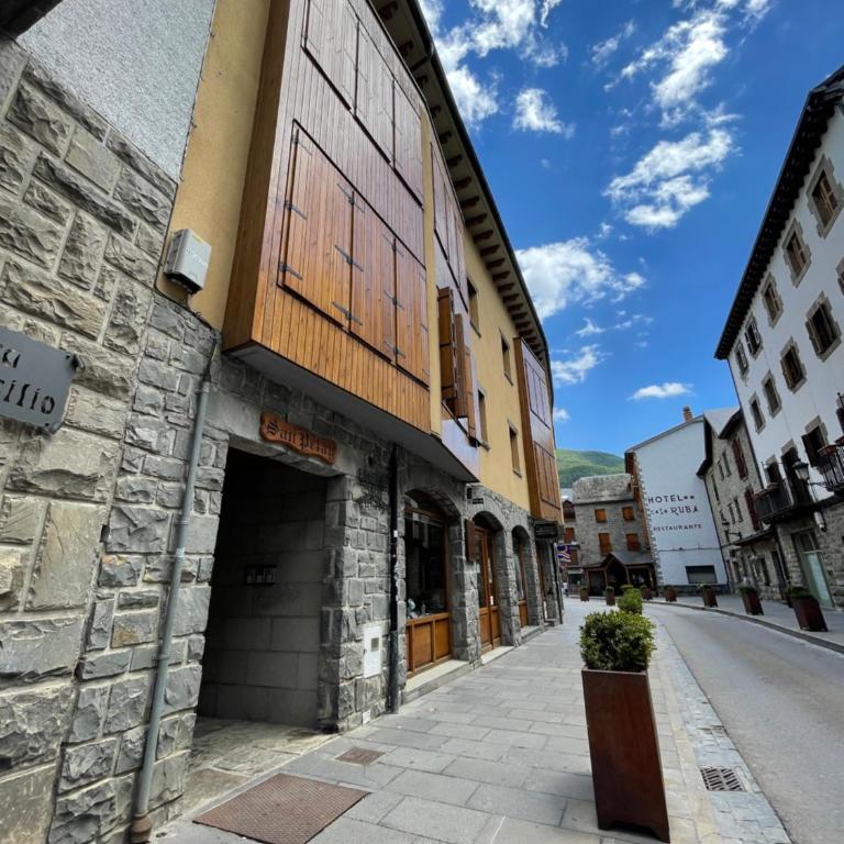 El Ático reformado con aire acondicionado en el centro, ascensor, garaje y WiFi - Maisonette - 18